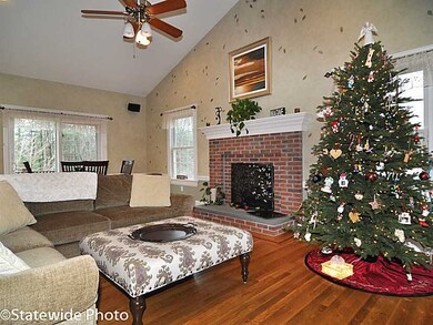 10 Sophia Ln, Greenville, RI 02828 - photo 2