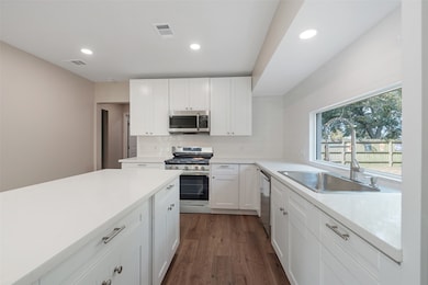 1200 Adams St, Baytown, TX 77520 - photo 4