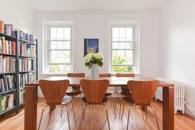 315 Tappan St unit 3, Brookline, MA 02445 - photo 3