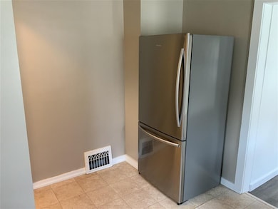 818 E 9th St, Auburn, IN 46706 - photo 6