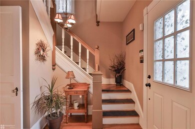 50 Washington St, Nazareth, PA 18064 - photo 2