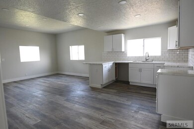 238 W Main St, Saint Anthony, ID 83445 - photo 5