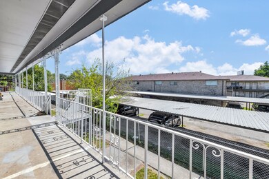 3040 Golfcrest Blvd unit 5, Houston, TX 77087 - photo 6