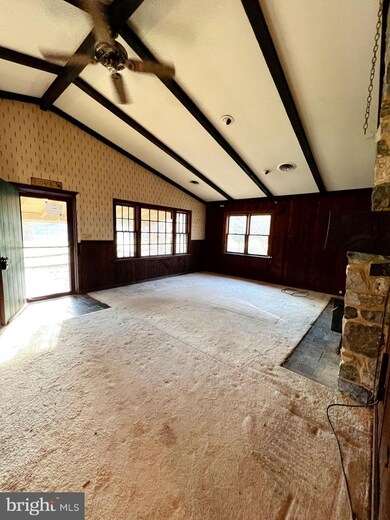 375 Mason Dr, Harpers Ferry, WV 25425 - photo 4