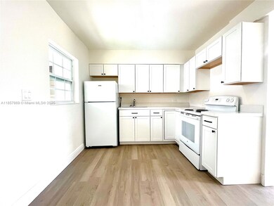 1004 SW 24th Ave unit 2-East, Fort Lauderdale, FL 33312 - photo 7