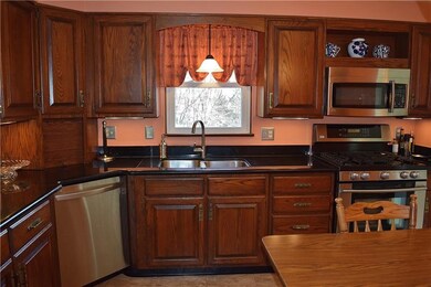 This Kitchen has the WOW factor!