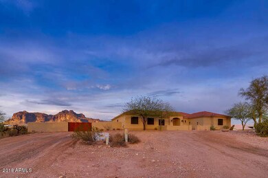 1879 N Hilton Rd Apache-small-001-1-Exte