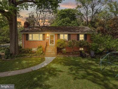 401 N Oak St, Falls Church, VA 22046 - photo 2