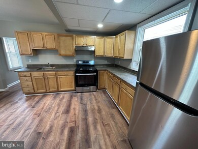 805 Little Somerset St, Gloucester City, NJ 08030 - photo 4