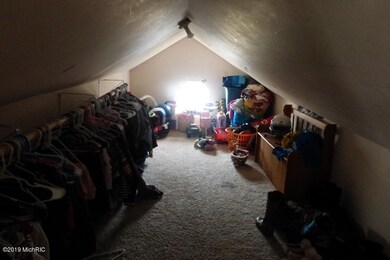 1021 N 5th St, Niles, MI 49120 - photo 3