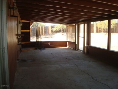 Screened in porch