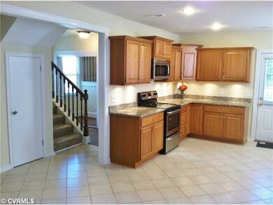 Kitchen - Big and open kitchen that flows very nic
