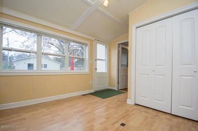 Laundry/Mudroom