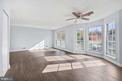 27 Versailles Ct, Trenton, NJ 08619 - photo 6