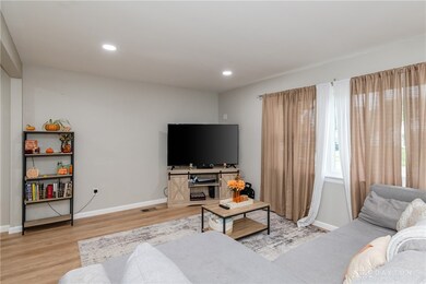 175 Franklin Ave, Xenia, OH 45385 - photo 3