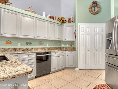 Up Grated Granite top