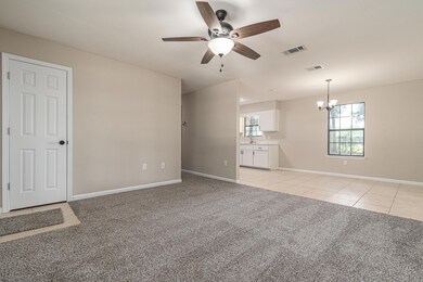 128 E 3rd Ave Crestview-LoRes-2