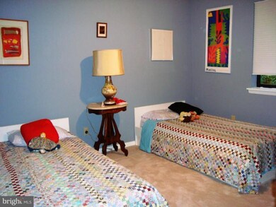 515 Hillsmere Dr, Annapolis, MD 21403 - photo 5