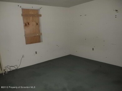 642 Birch St, Scranton, PA 18505 - photo 4