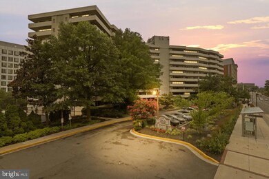 The Carlyle House unit 205, Arlington, VA 22204 - photo 3