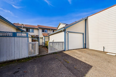 1449 Myrtle Ave \9-129[2000]