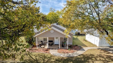 208 N Fargo St, Muldrow, OK 74948 - photo 4