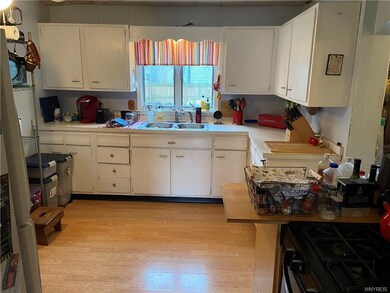 63 Sheffield Ave, Buffalo, NY 14220 - photo 2