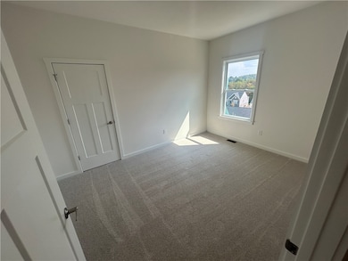 231 Lola Ct, McKees Rocks, PA 15136 - photo 7