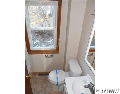 1409 2nd Ave SE, Menomonie, WI 54751 - photo 6