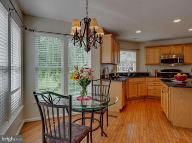 5765 Fincastle Dr, Manassas, VA 20112 - photo 5