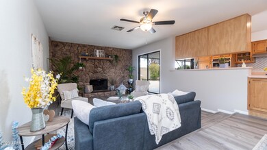 5319 S Hazelton Ln-12