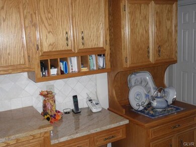 103 Spy Glass Hill Rd, Bath, PA 18014 - photo 7