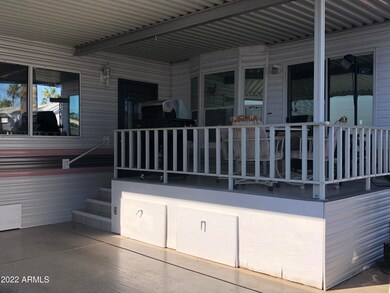 LARGE TILED DECK