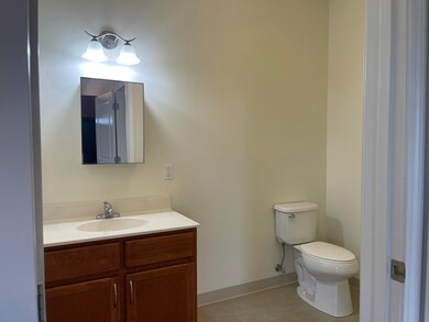 37 Hawthorne Dr unit 415, Bedford, NH 03110 - photo 6