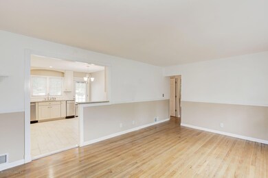 11 Maurice Ave, Holmdel, NJ 07733 - photo 5