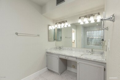 Master Vanity