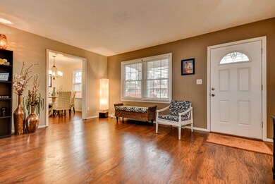 1702 W Crestview-2