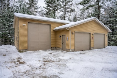 W6017 Howe Ln, New Lisbon, WI 53950 - photo 3