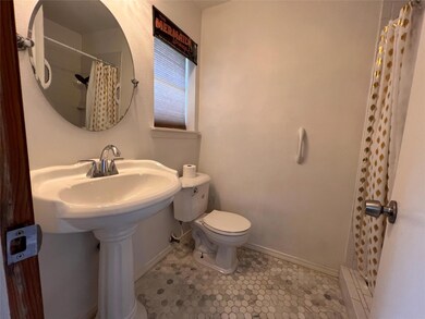 7824 Maplewood Ave, North Richland Hills, TX 76180 - photo 4