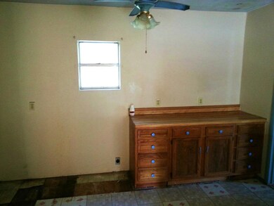 1404 N Comitas St, Beeville, TX 78102 - photo 4