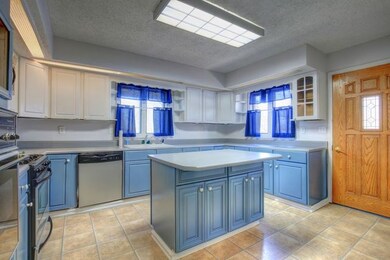 976 N State Route 130, Camargo, IL 61919 - photo 5