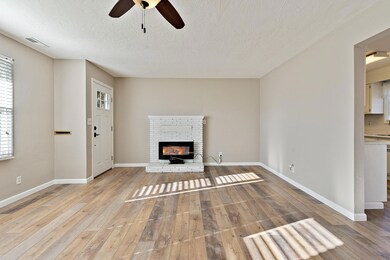 725 Chestnut St, Central Point, OR 97502 - photo 5