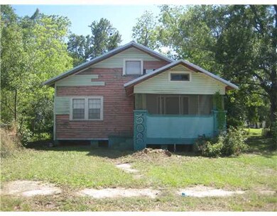 308 Sycamore St, Bay Saint Louis, MS 39520 - photo 2