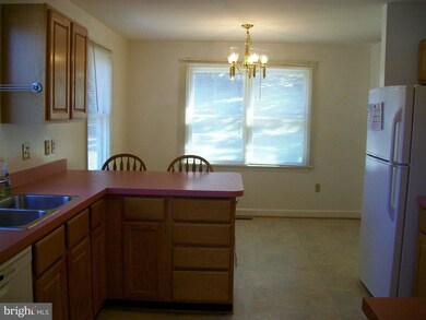 600 Cedar Ct, Woodstock, VA 22664 - photo 3