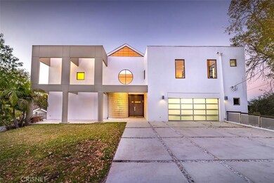 22139 Mulholland Dr, Woodland Hills, CA 91364 - photo 4