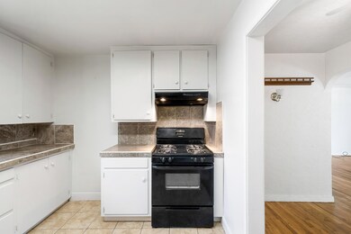 4592 Harrison Ave, Redding, CA 96001 - photo 7