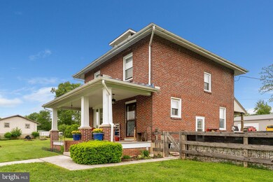 2313 Berkley Rd, Reading, PA 19605 - photo 5