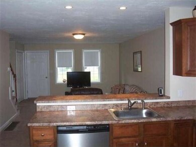 248 Center St unit 3, Bridgewater, MA 02324 - photo 4