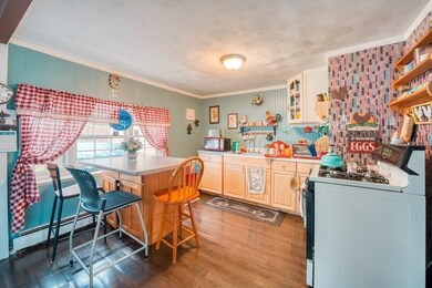 271 Burnham Rd, Lowell, MA 01852 - photo 5