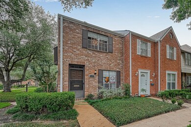 1341 Country Place Dr, Houston, TX 77079 - photo 3